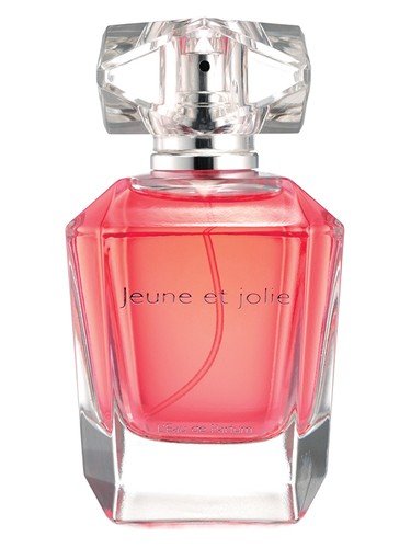 Jeune et Jolie