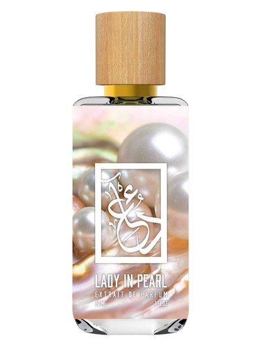 Lady in Pearl
